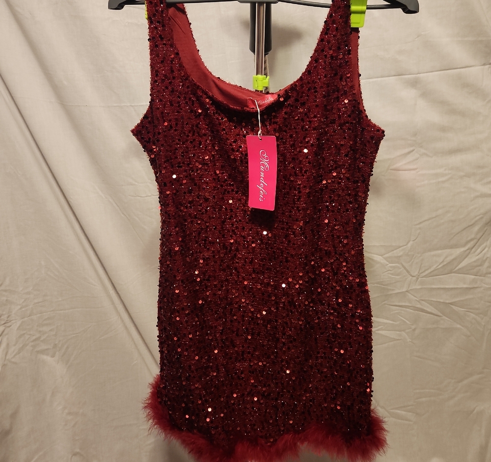 Elegant Red Sequin Prom Dress